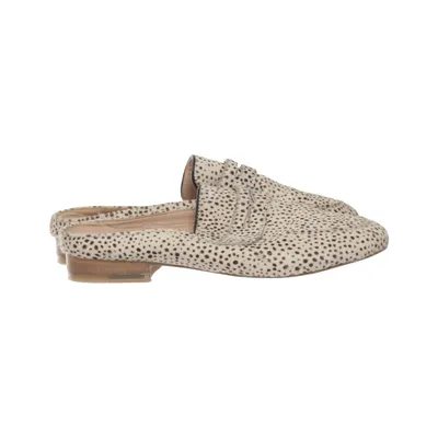 Slip-ins (Beige, Black) from Maruti