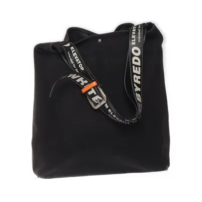 Axelremsväska (Svart) från Byredo