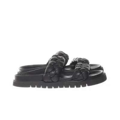 Slip-ins (Black) from KMB