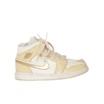 Sneakers (Jordan 1 Mid Pale Vanilla Metallic Gold ) från Nike Air Jordan