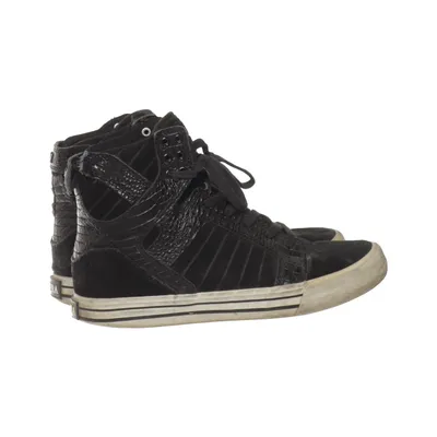 Sneakers (Black) from Supra Leather