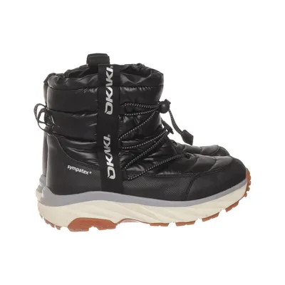 Laced boots (Black) from Okaki