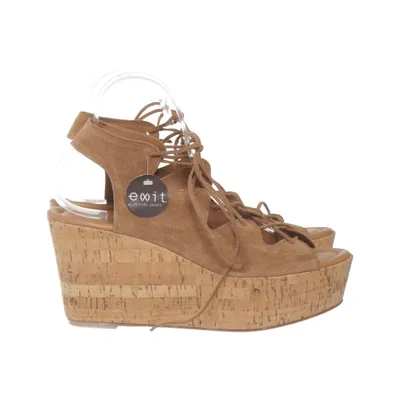 Kilklackar (Beige) från Exit Skinn