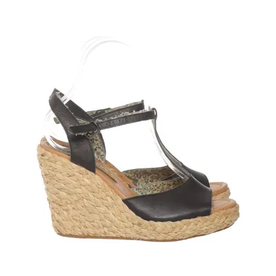 Wedges (Black, Beige) from Mellow Yellow Leather