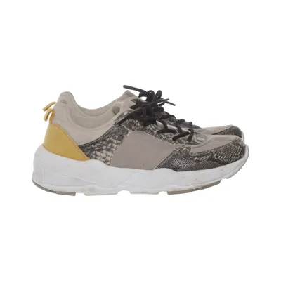 Baskets (Gris, Blanc, Noir) de Xit