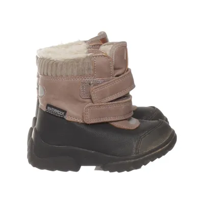 Ankle boots (Black, Brown) from Mino