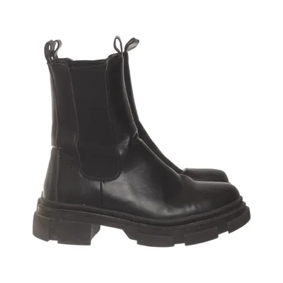 Chelsea boots (Black) from Young Spirit