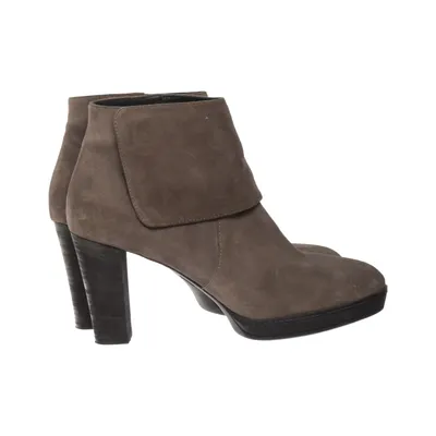 Heeled boots (Gray) from Via Vai