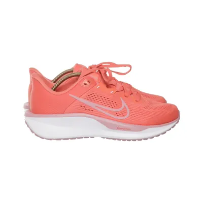 Löparskor (Quest 6) från Nike
