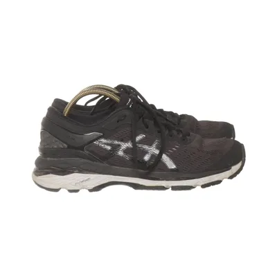 Running shoes (Black, Gray) from Asics