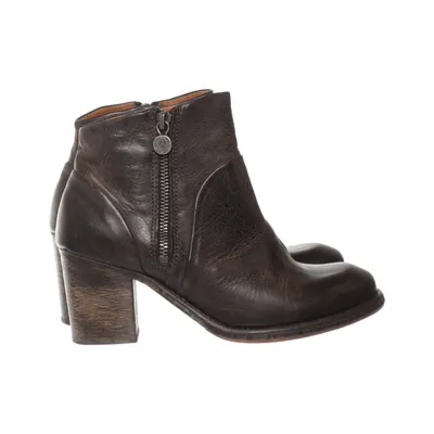 Bottes à talons (Marron) de Sneaky Steve