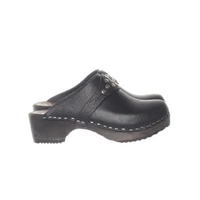 Mules (Black) from Alstermo Toffeln