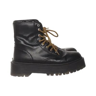 Bottes à lacets (Noir) de Pull & Bear
