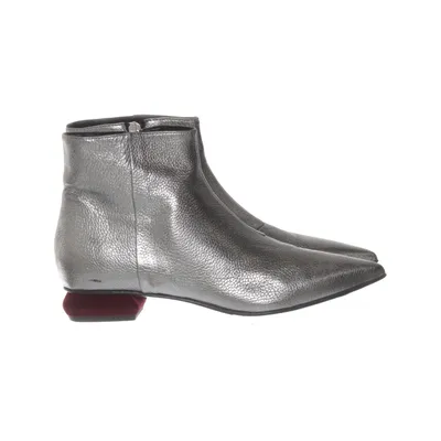 Boots (Silverfärgad) från A Pair Skinn