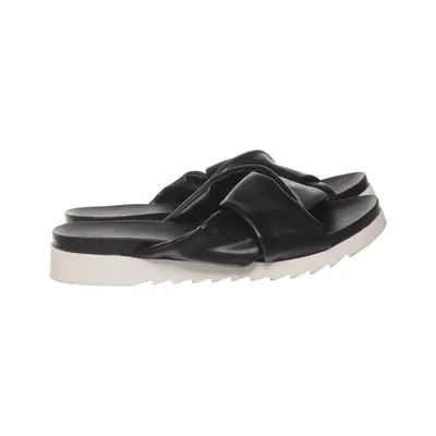 Slip-ins (Black) from Blink