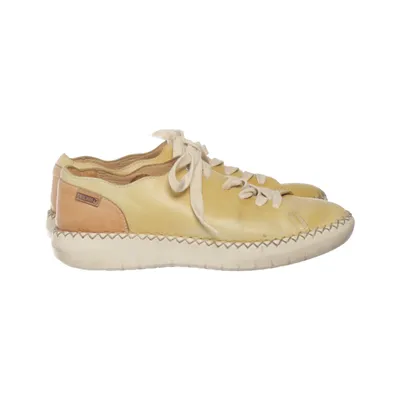 Walking shoes (Yellow, Beige) from Pikolinos Leather