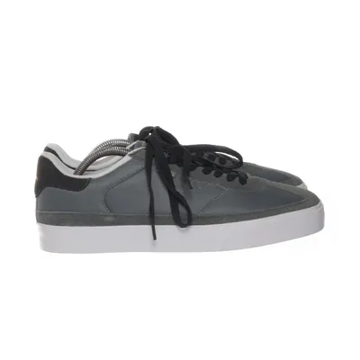 Sneakers (THORPE) från Vesca