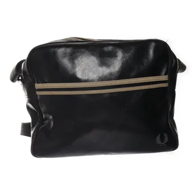 Axelremsväska (Svart, Beige) från Fred Perry