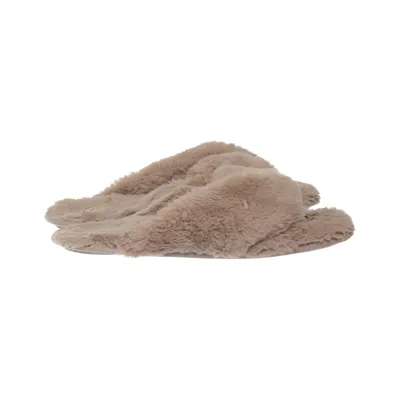 Slippers (Beige) from OW Intimates
