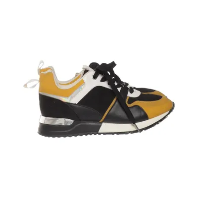 Sneakers (Svart, Gul, Vit) från Be.Sport