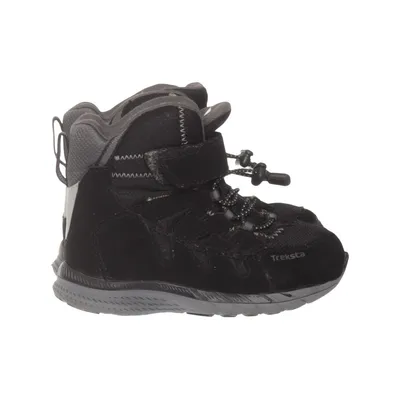 Hiking boots (Black, Gray) from Treksta