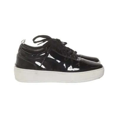 Baskets (Noir, Blanc) de Jim Rickey