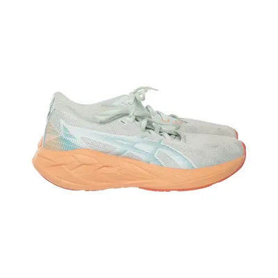 Running shoes (Novablast) from Asics