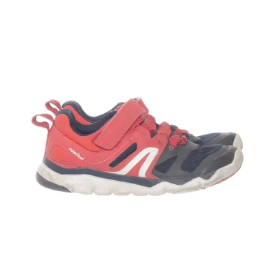 Gymnastic shoes (Blue, Red) from Newfeel