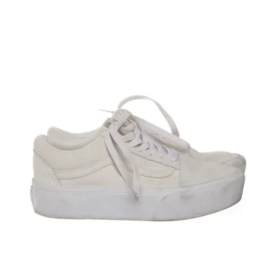 Sneakers (White) from Vans