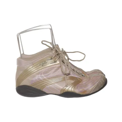 Walking shoes (Studio D Mid) from Rykä