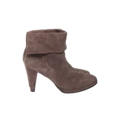 Heeled boots (Brown) from Miss Divine
