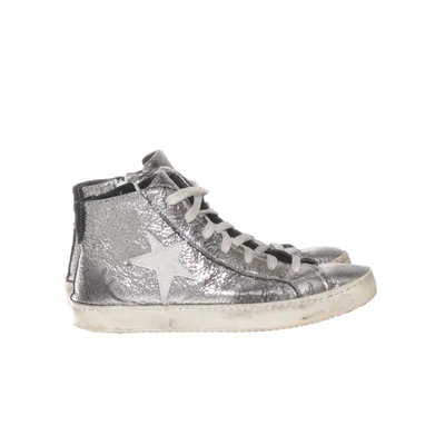 Sneakers (Zilver) van Ovyé Leer