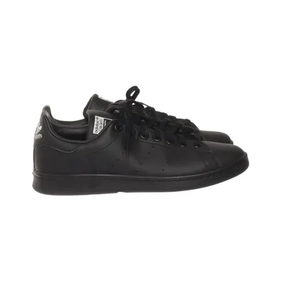 Sneakers (Black) from Stan Smith x Adidas
