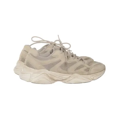 Baskets (Beige) de SOC