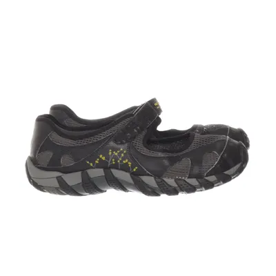 Barefoot shoes (Black) from Merrell