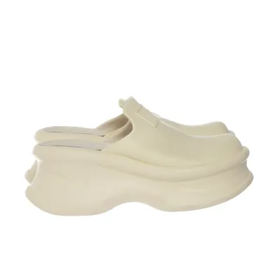 Slip-ins (Beige) från Charles & Keith