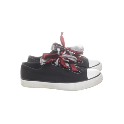 Canvas shoes (Black) from Vty