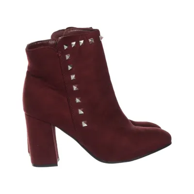 Heeled boots (Red) from Erynn
