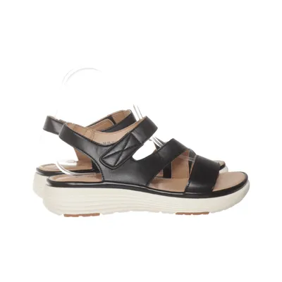 Sandals (Black) from Clou