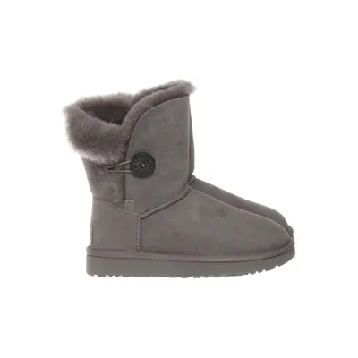 Stövlar (W Bailey Button II ) från UGG Mocka