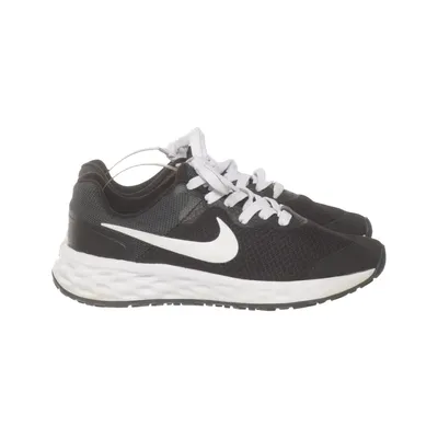 Running shoes (Black, White) from Nike