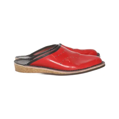 Slip-ins (Röd) från Skoindustrimuseet Kumla Skinn
