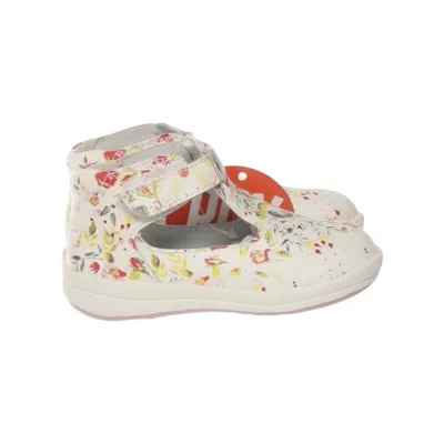 Walking shoes (White, Multicolored) from Pax Leather