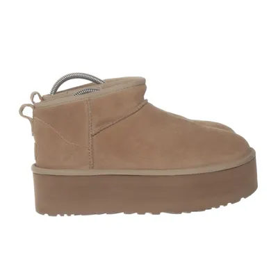 Boots (Classic Ultra Mini Platform ) från UGG Skinn