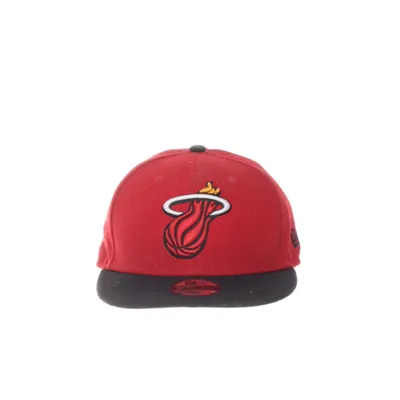 Cap (Red, Black) from New Era Polyester