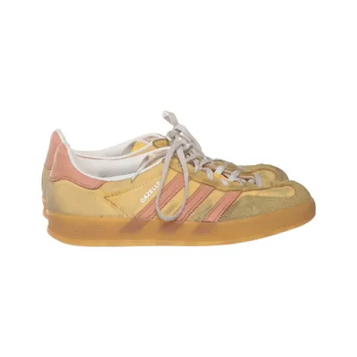 Sneakers (Gazelle) from Adidas Originals