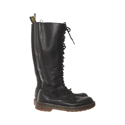 Boots (Black) from Dr. Martens