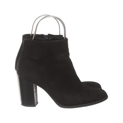Heeled boots (Black) from Novita