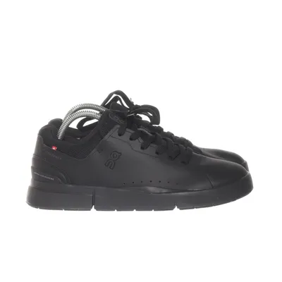 Sneakers (Black) from On Cloud
