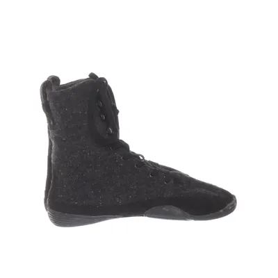 Walking shoes (Black, Gray) from Wildling Shoes